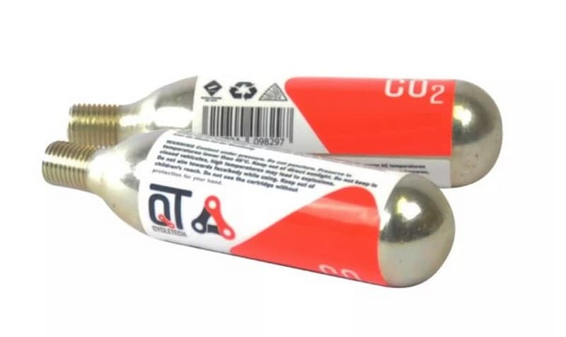 Bombička CO2 16g QT